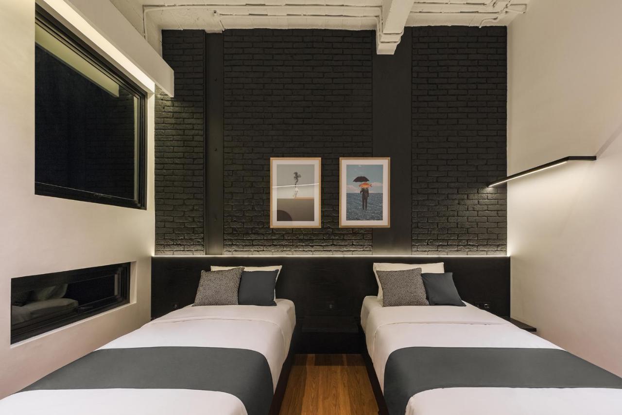 Qub Rooms Semarang Kültér fotó