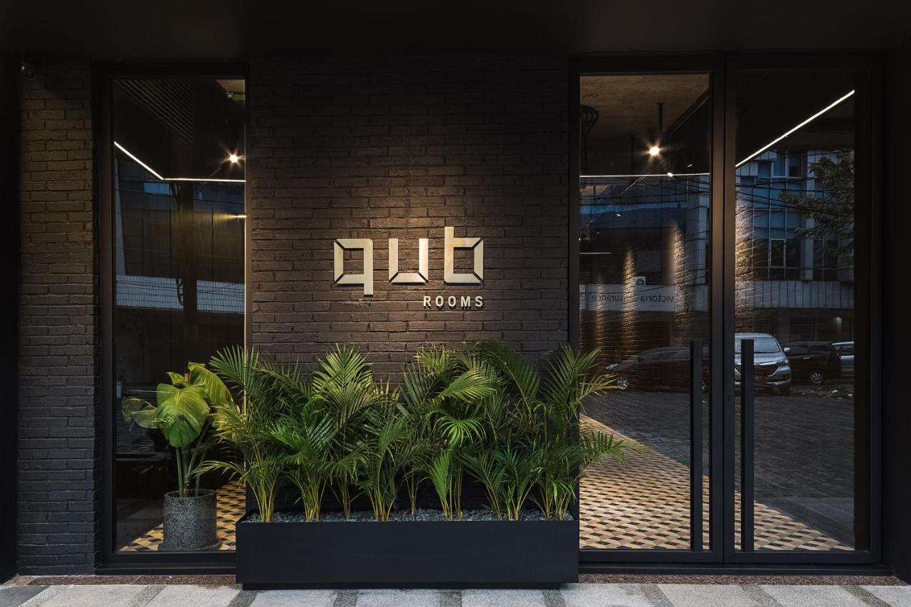 Qub Rooms Semarang Kültér fotó